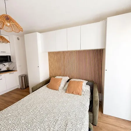Elegant Air-conditioned With Balcony 2 People Apartament Saint-Laurent-du-Var